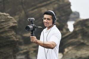 Sony A7 IV Body Aynasız Fotoğraf Makinesi